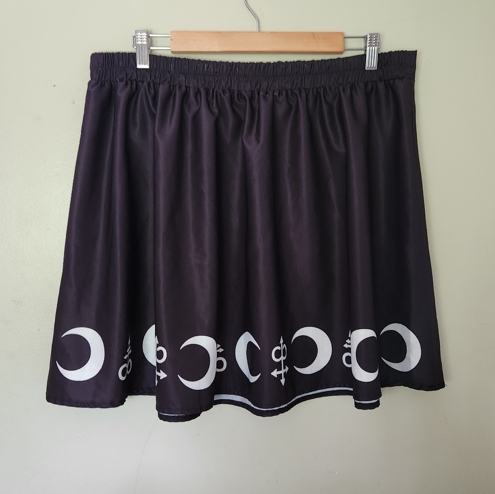 Hot Topic Skater Skirt - Picture 4 of 4